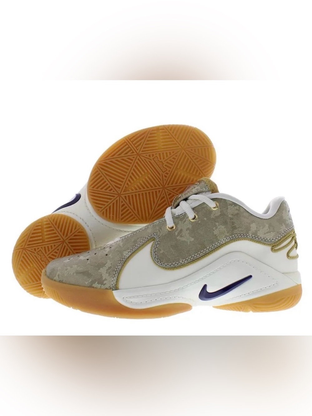 Nike LeBron XXII KC Gold Sneakers 3.5